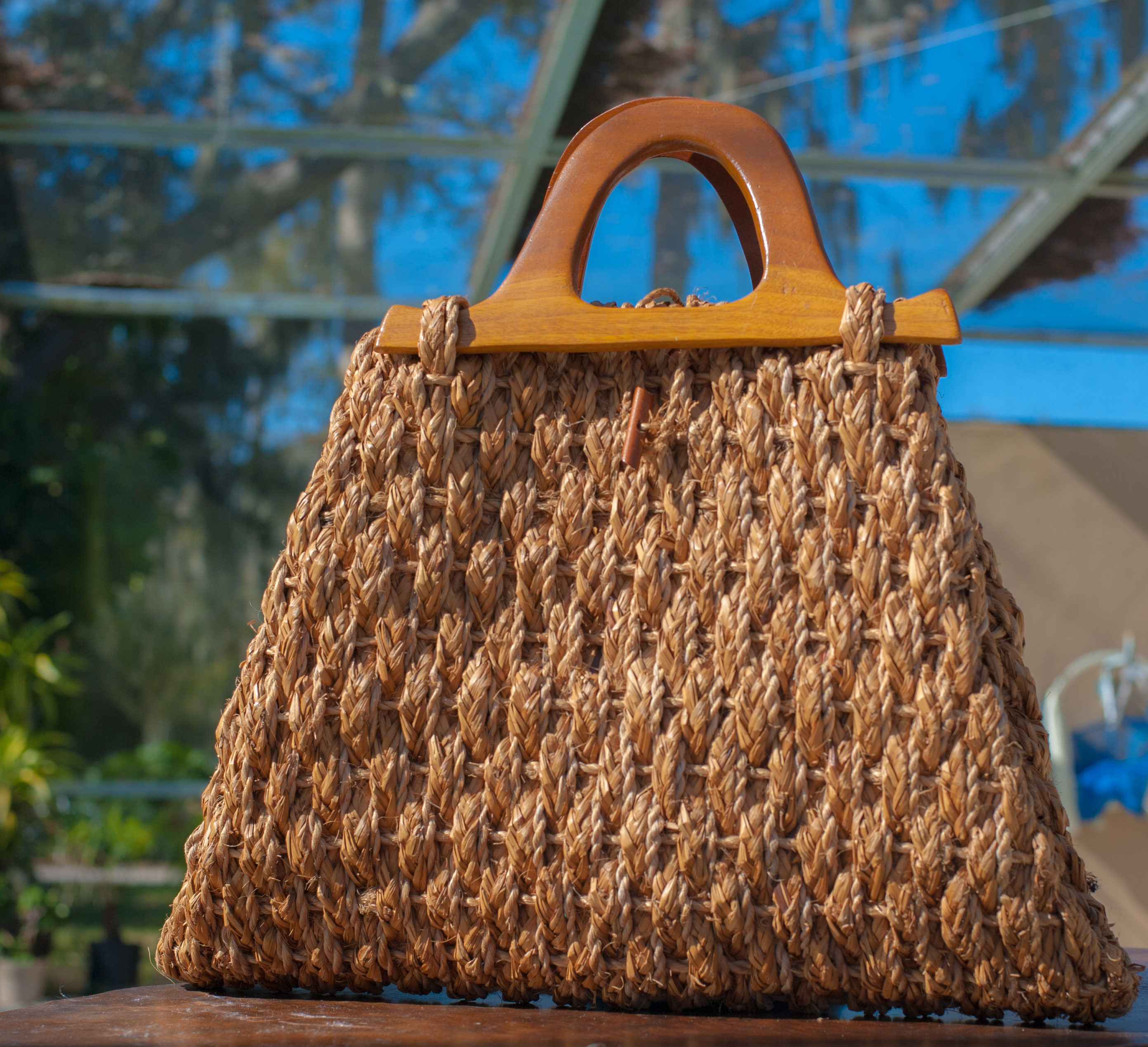 Vintage straw online purse